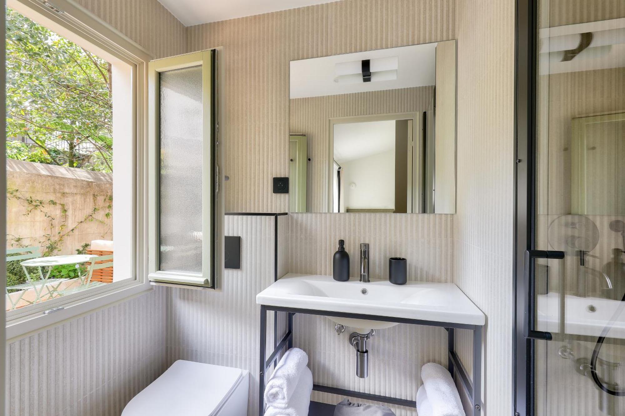 Maison Du Moulin 4* Paris